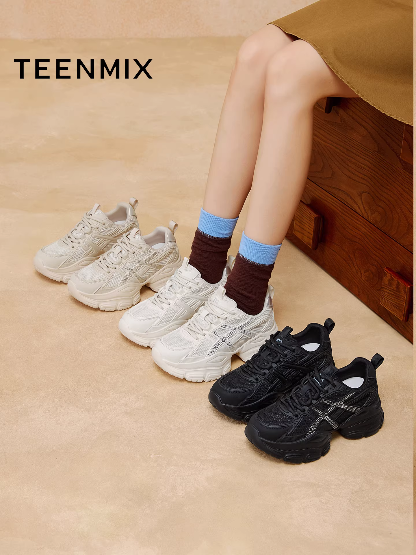 Giày thể thao đế dày tăng chiều cao kiểu retro Tianmeiyi dành cho nữ, giày trắng thường ngày, mẫu mới thu 2025 BL113CM5