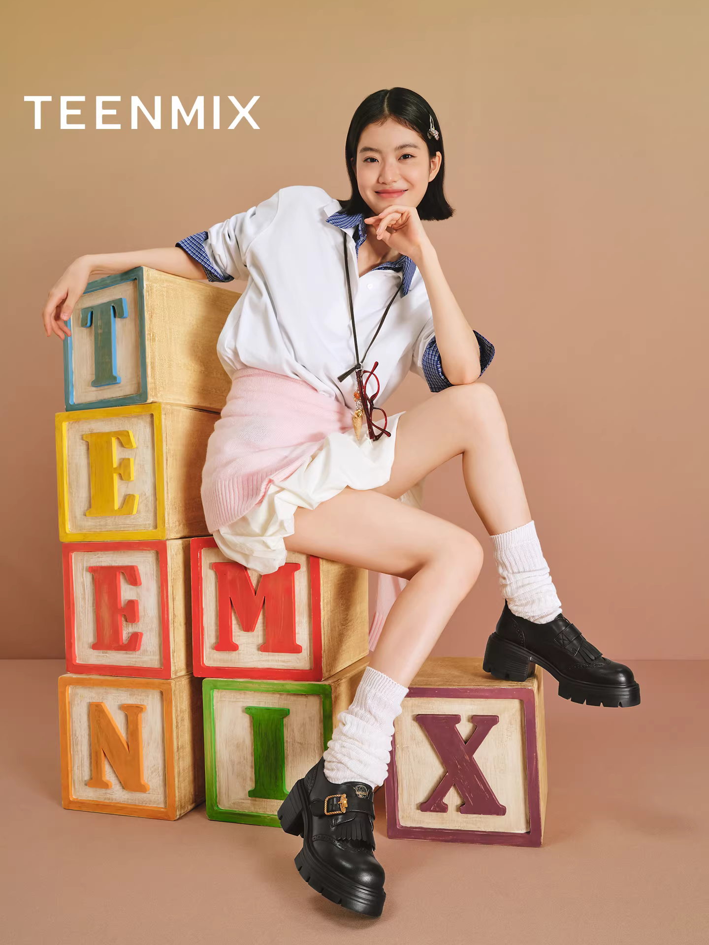 Giày lười Woody Ivy League do hãng Tianmeiyi Toy Story sản xuất cùng thương hiệu dành cho nữ, giày da đế dày mới tăng chiều cao.