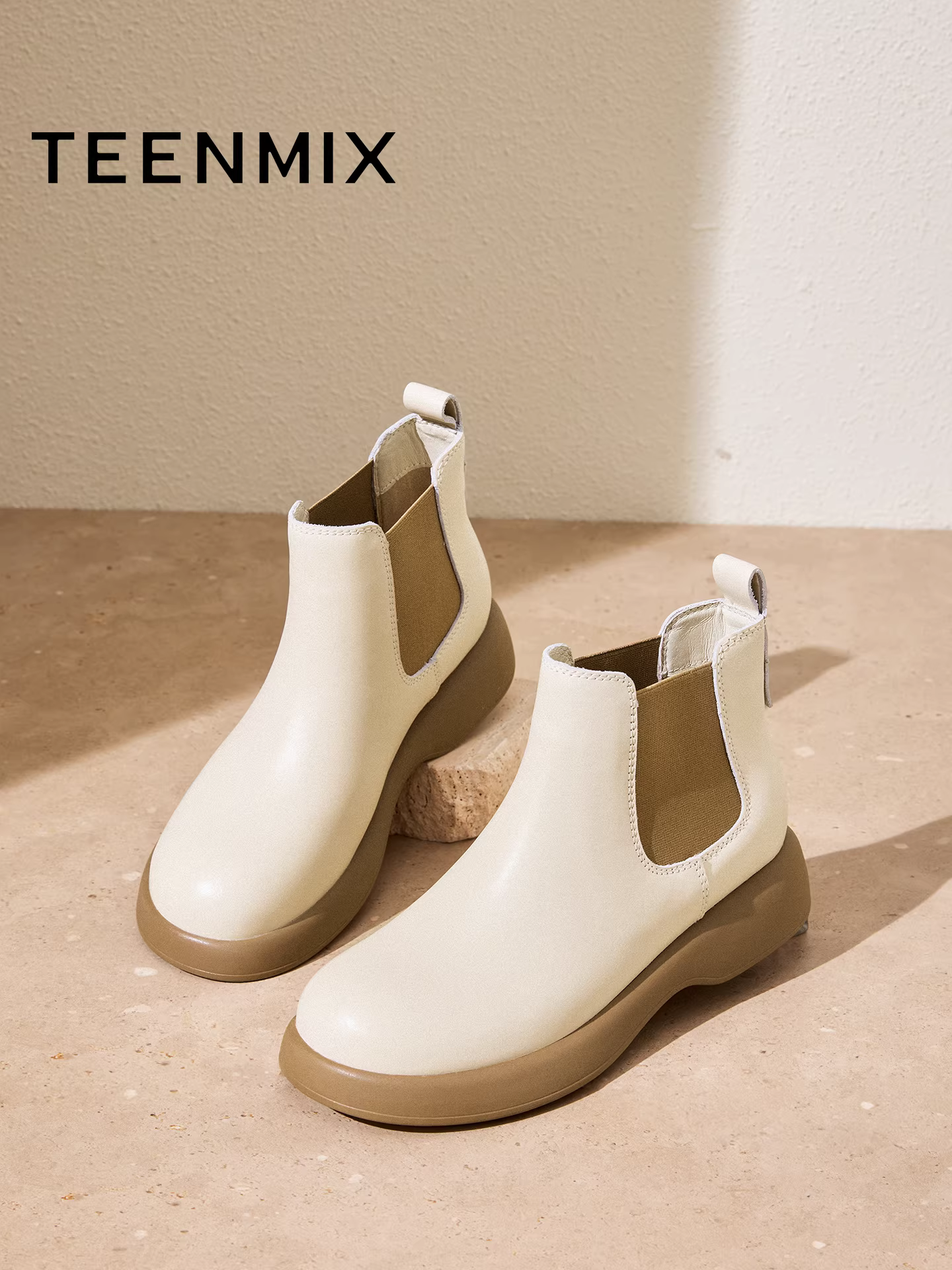 Giày Chelsea kiểu Anh đế dày cổ điển Tianmeiyi có lông cừu, giày bốt mỏng dành cho nữ, giày bốt thời trang, bốt ngắn bằng da, kiểu dáng mới mùa đông 2025.