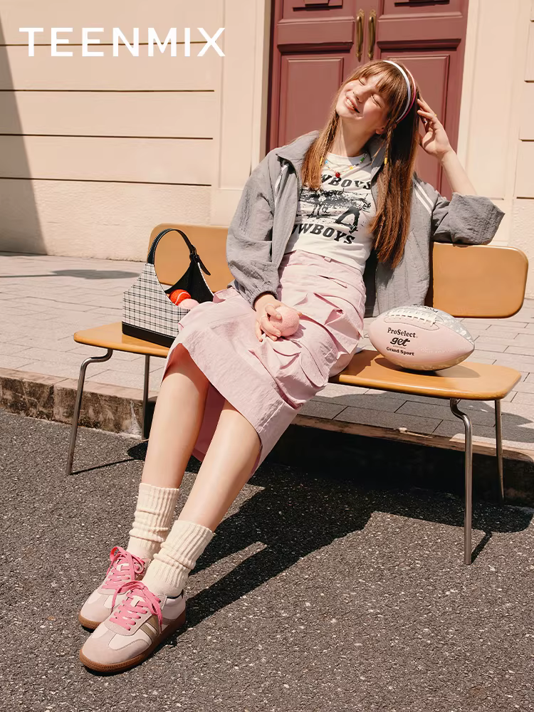 Giày tập luyện đế dày màu chặn màu Tianmeiyi, giày thể thao cổ điển dành cho nữ, giày thể thao thông thường mới AI021CM3