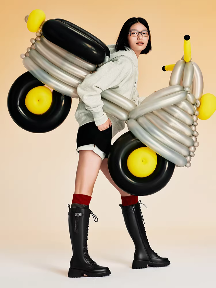 Tianmeiyi Zootopia Hợp tác Giày bốt hiệp sĩ lót lông cừu Giày bốt dài Giày nữ Giày bốt thời trang ống cao Mùa đông phong cách mới