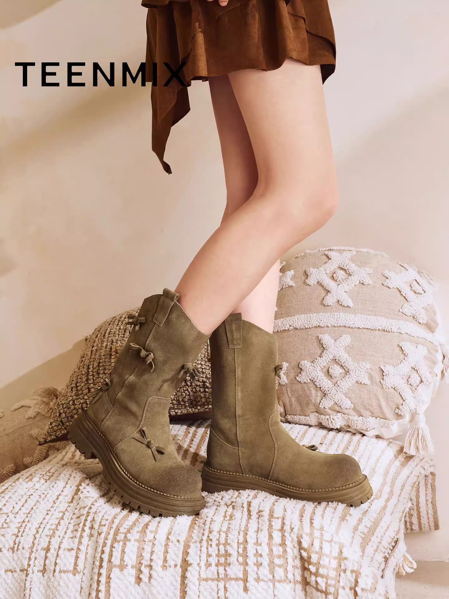 Giày bốt kiểu phương Tây đế dày kiểu thắt nơ cổ điển Tianmeiyi Barn, giày bốt xếp lớp, giày bốt cưỡi ngựa nữ, bốt ngắn, kiểu mới mùa thu 2025.