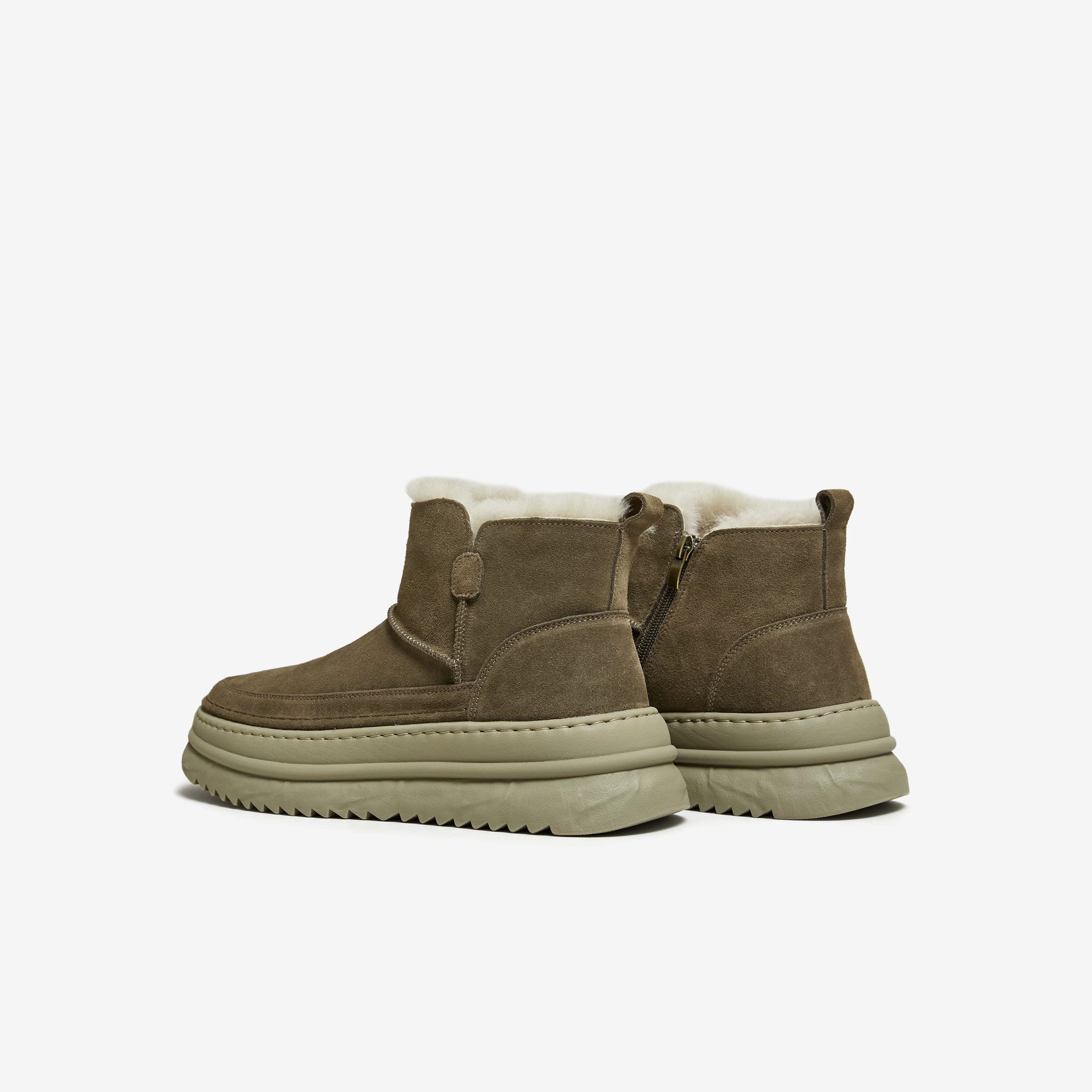 Giày bốt TATA mùa đông 2025 Giày cotton đế dày mới đa năng Giày nam lót lông cừu ấm áp OGD01DD5