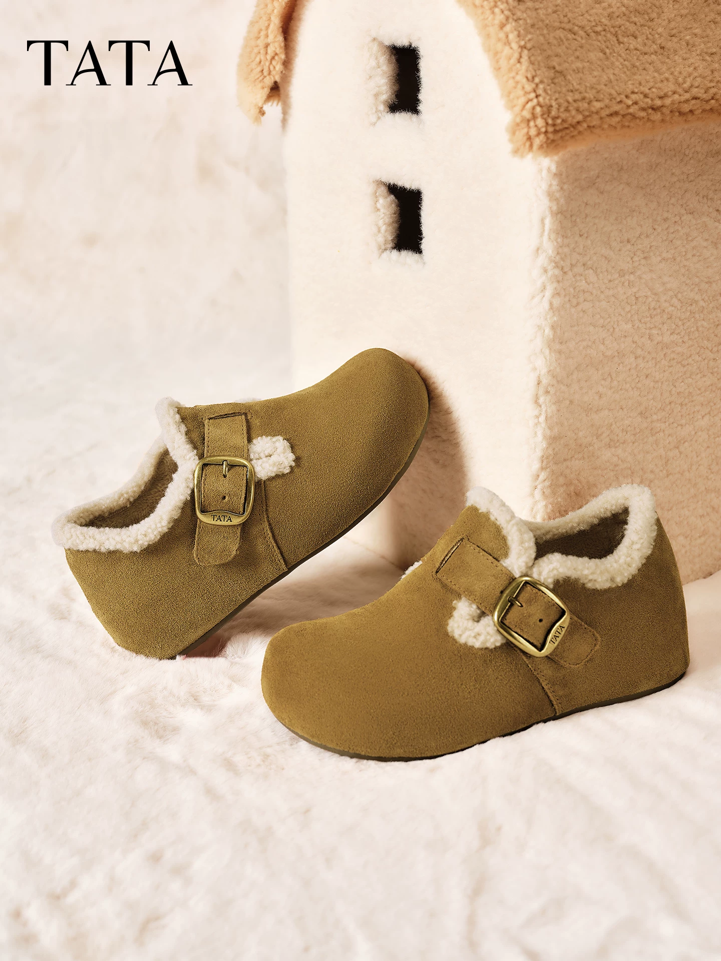 Giày nữ kiểu TATA Chestnut Birkenstock giày đế dày sang trọng mới giày thường ngày có lông dép bông 4UL02DH5