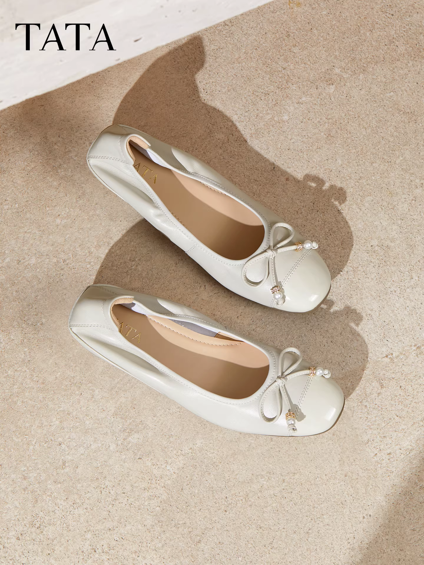 Giày nữ TATA mùa đông 2025 kiểu dáng nông, giày đơn giản thời trang, tăng chiều cao, giày thường ngày, mẫu mới WZL06CQ5