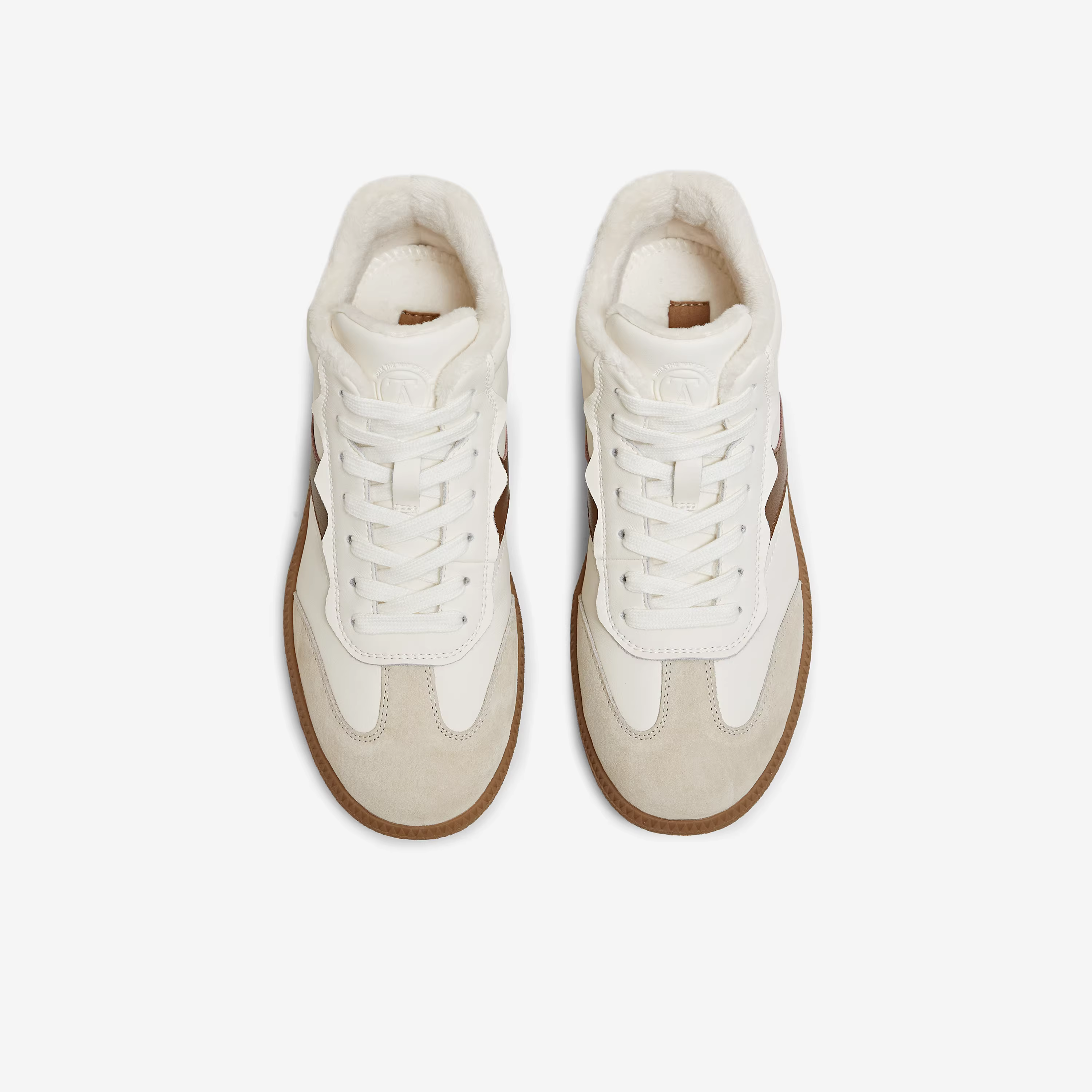 Giày Nữ TATA 2025 Mùa Đông Mới Giày Tập Đức Quốc Tế Giày Nữ Đa Năng Nhẹ Nhàng Thoải Mái Giày Thể Thao GHG03DM5