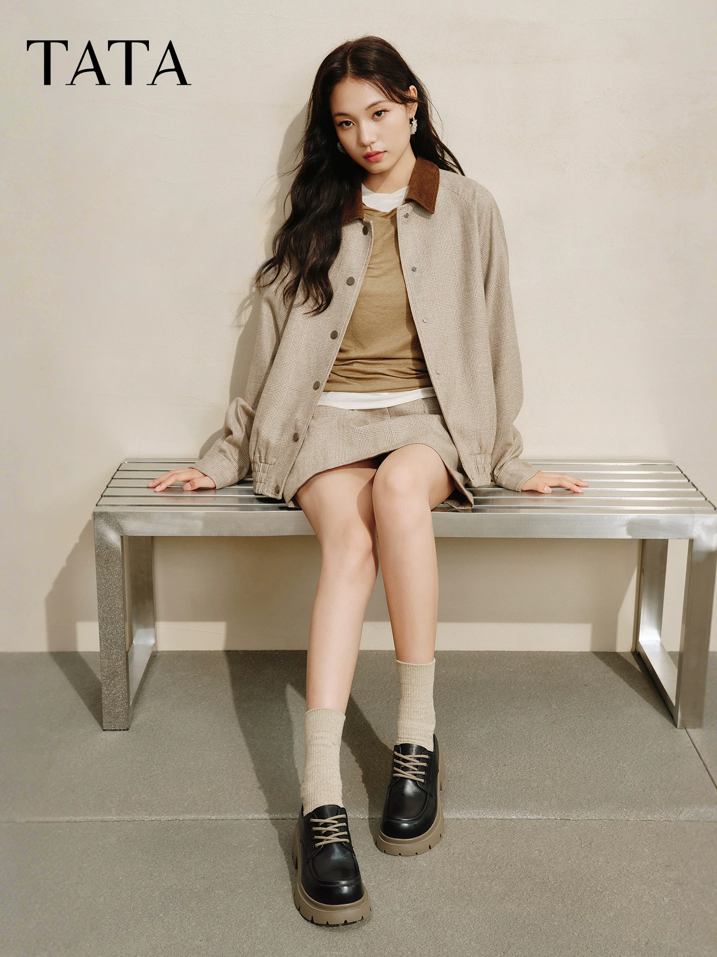 Giày nữ TATA 2025 thời trang tăng chiều cao, giày Oxford nữ, giày đen mới CG401CM5