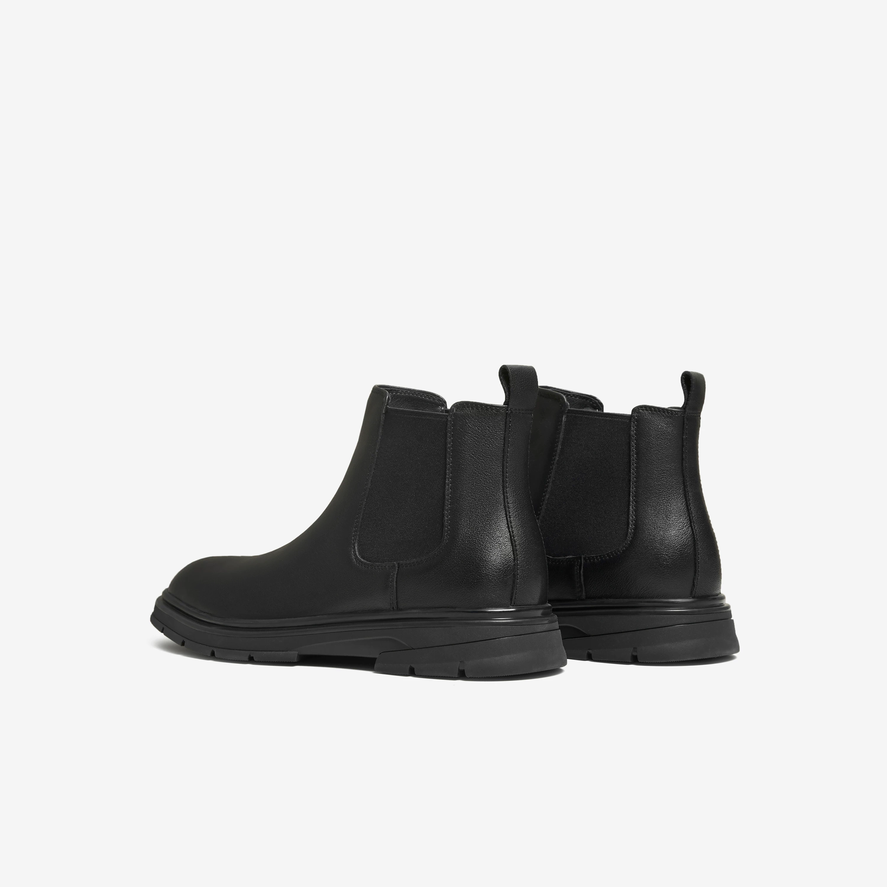 Giày Nam TATA 2025 Mùa Đông Mới Giày Thường Đa Năng Giày Chelsea Boots Đen Giày Bốt Ngắn 72W43DD5