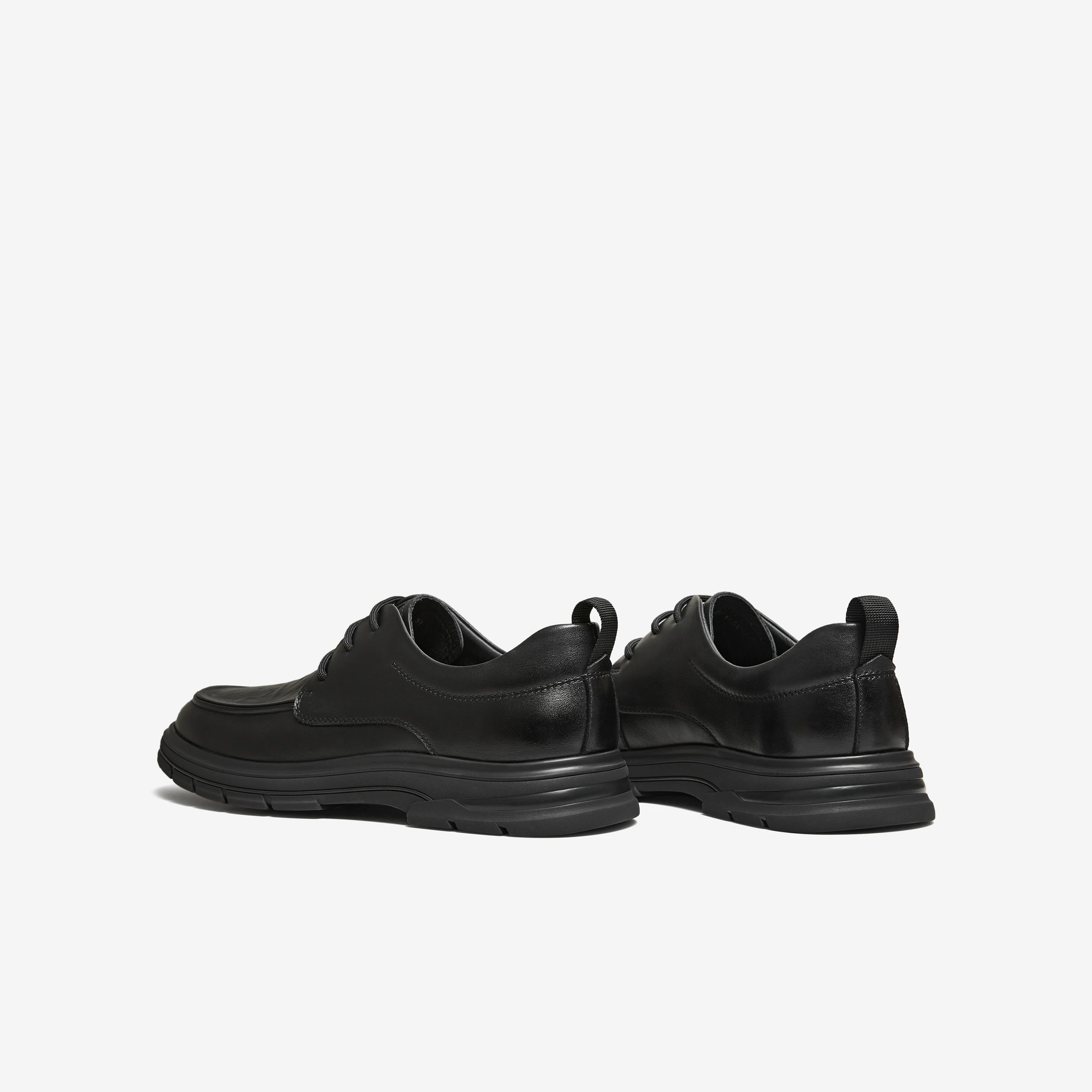 Giày da nam TATA 2026 mùa xuân mới màu trơn thoải mái đa năng giày thường ngày giày công sở nam mẫu QHU02AM6