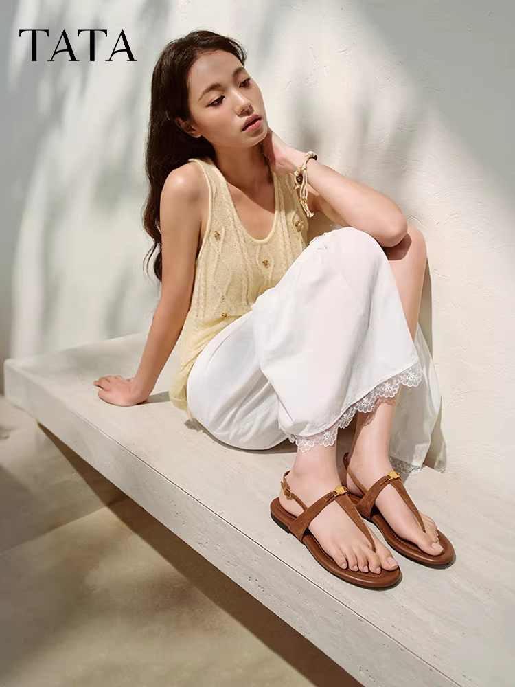 Giày nữ TATA kiểu dáng Old Money, dép xỏ ngón đế bằng, quai ngang, mã 7H201BL5