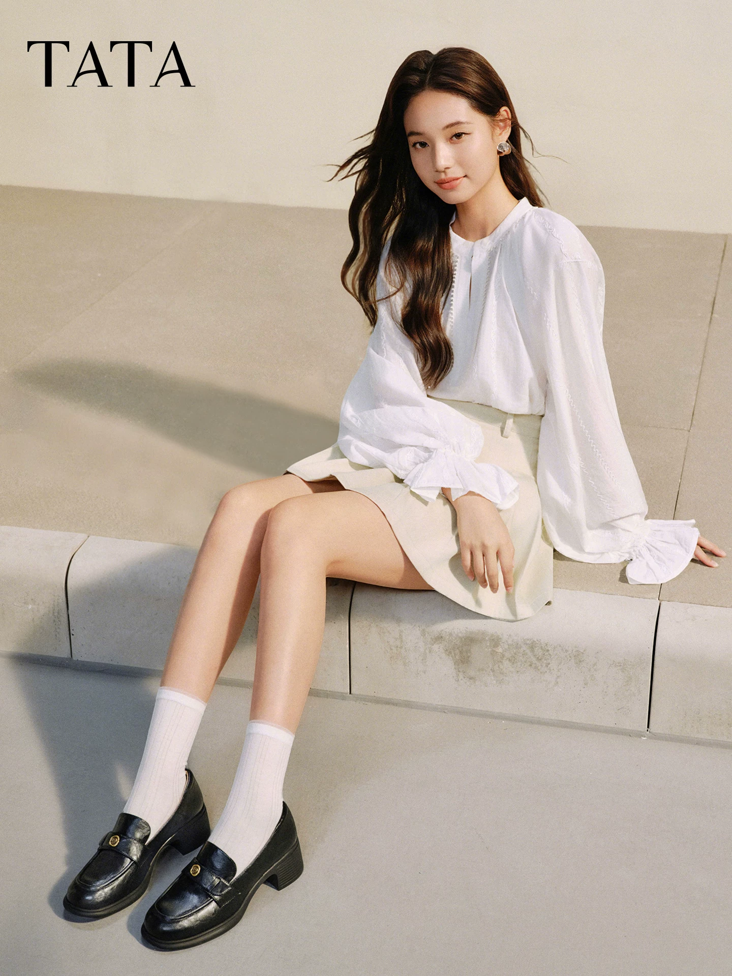 Giày Loafer Nữ TATA Gót Chunky Phong Cách Anh Quốc Gót Cao Dẹt Giày Đơn Mẫu Mới 2025 Giày Da 7A524AA5