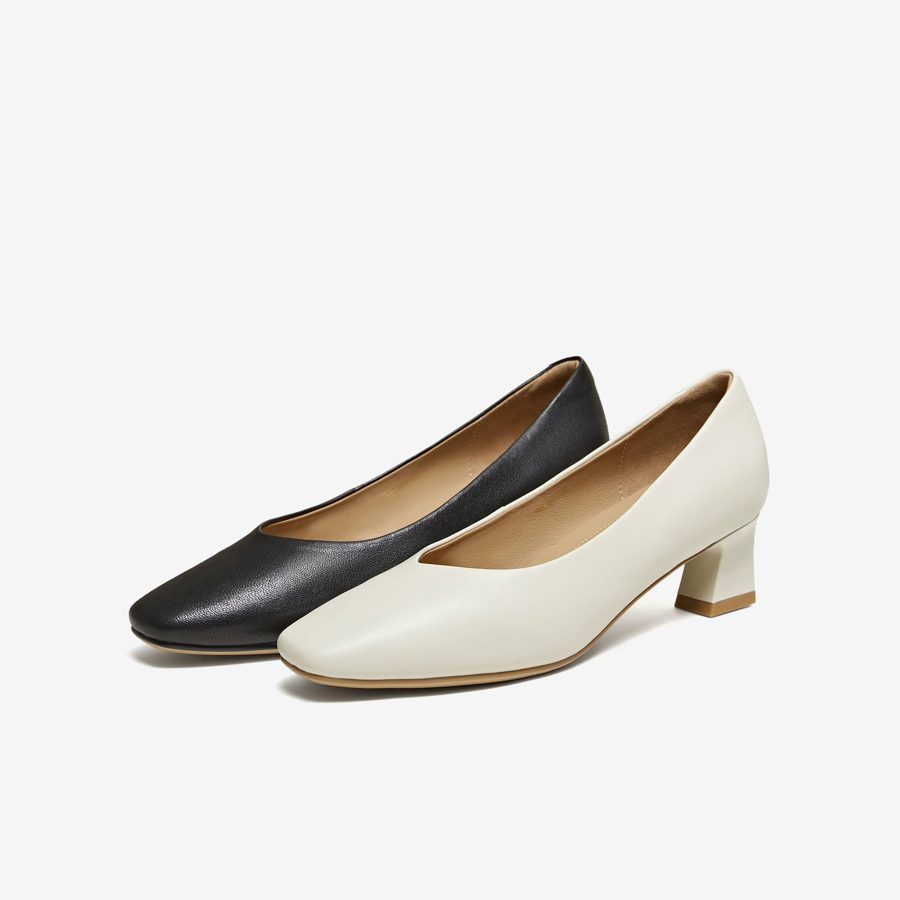 Giày Nữ TATA 2026 Mùa Xuân Phong Cách Mới Giày Đế Thấp Thời Trang Đa Năng Da Cừu Giày Cao Gót UZJ01AQ6