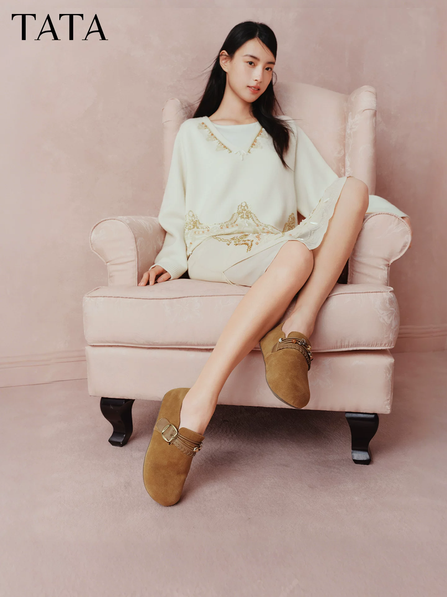 Giày Nữ TATA 2026 Mùa Xuân Mới Phong Cách Birkenstock Giày Đế Bằng Đa Năng CUG05AM6