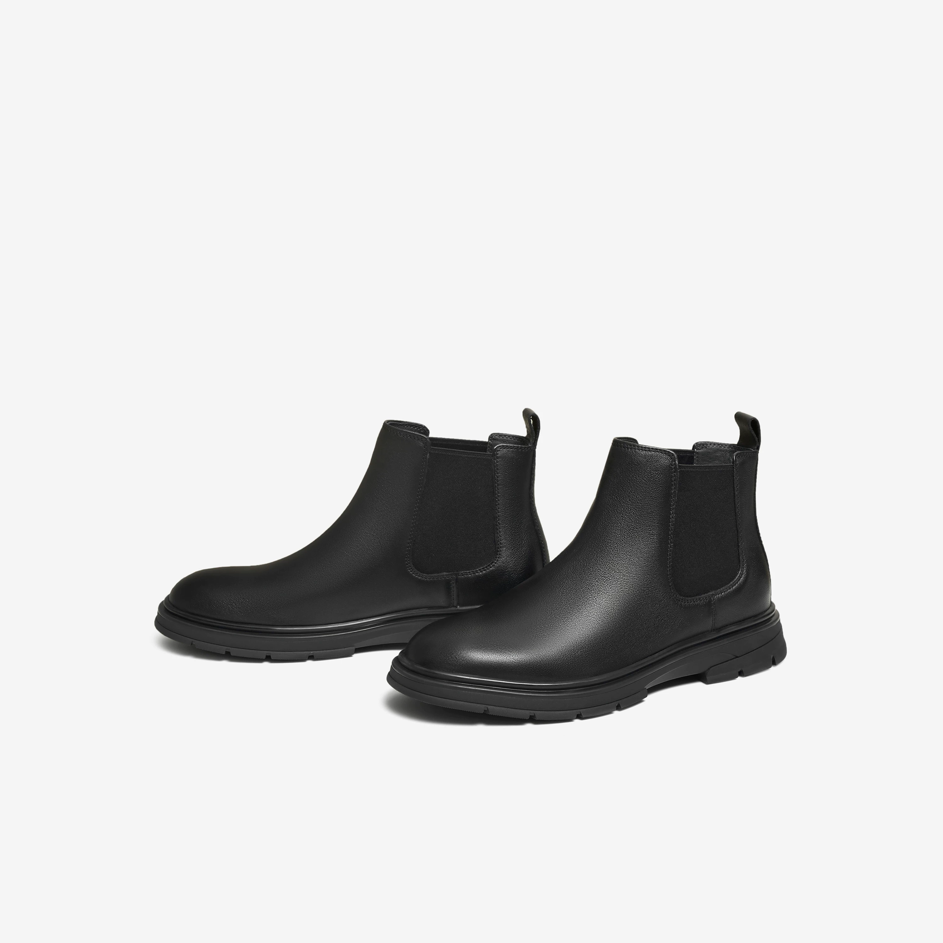 Giày Nam TATA 2025 Mùa Đông Mới Giày Thường Đa Năng Giày Chelsea Boots Đen Giày Bốt Ngắn 72W43DD5