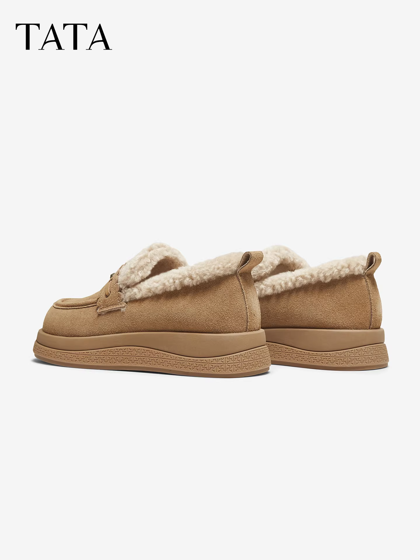 Giày cotton nữ TATA 2025 Giày lông đế dày mới Giày nữ có lót lông cừu Giày cotton ấm áp Giày đơn YPF04DM5
