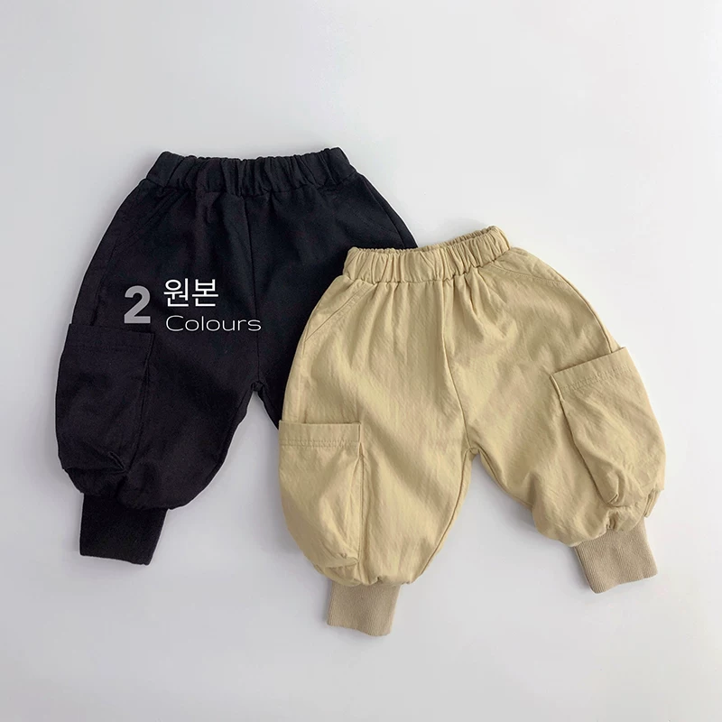 Hợp thời trang và sành điệu~ Quần jogger trẻ em phong cách Hàn Quốc mùa xuân thu, kiểu dáng cổ điển, dành cho bé trai và bé gái, chất liệu cotton dệt, quần công sở dáng rộng.