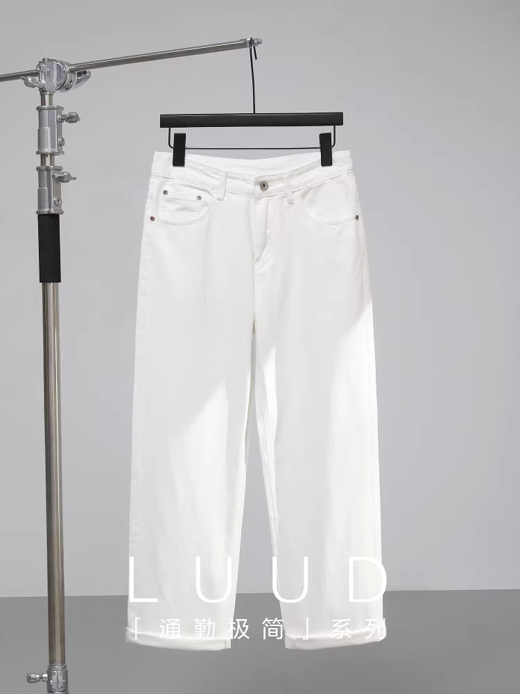 Quần âu nam LUUD trắng đa năng 100% cotton, dáng thẳng, chất liệu vải tuýt cao cấp, kiểu dáng đơn giản, quần kaki rộng ống, quần jean đã qua xử lý giặt mềm.