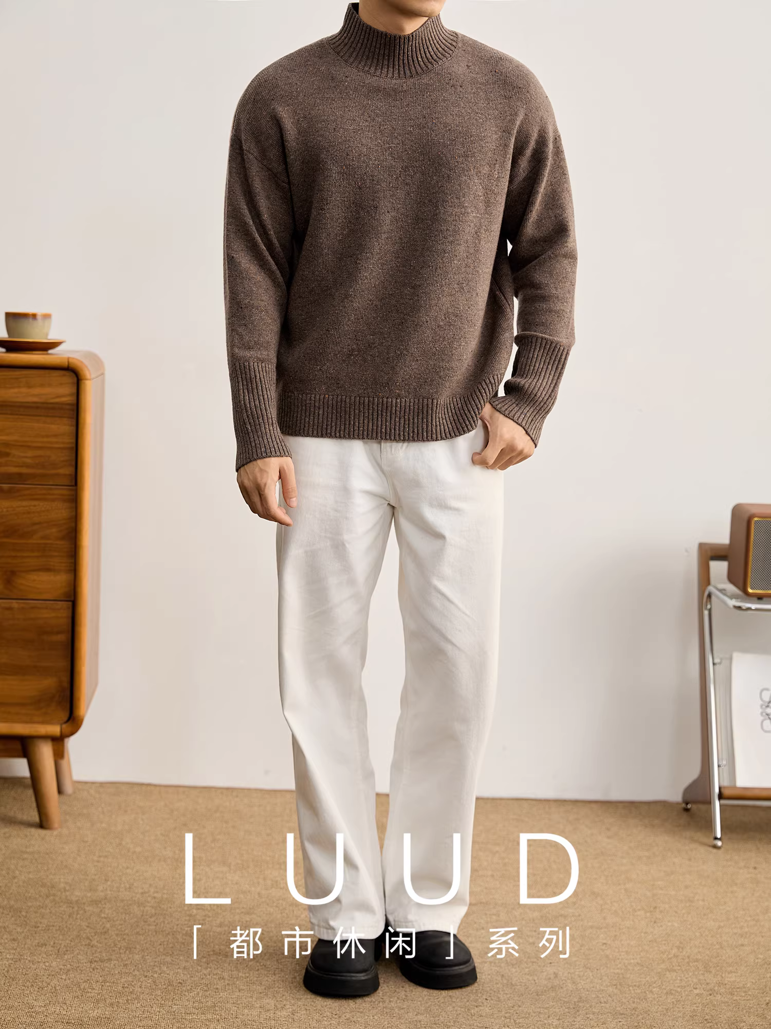 Áo len nam chất liệu len pha nhiều màu, dệt jacquard mềm mại, kiểu dáng thời trang sang trọng, cổ lọ, mặc lót mùa đông.