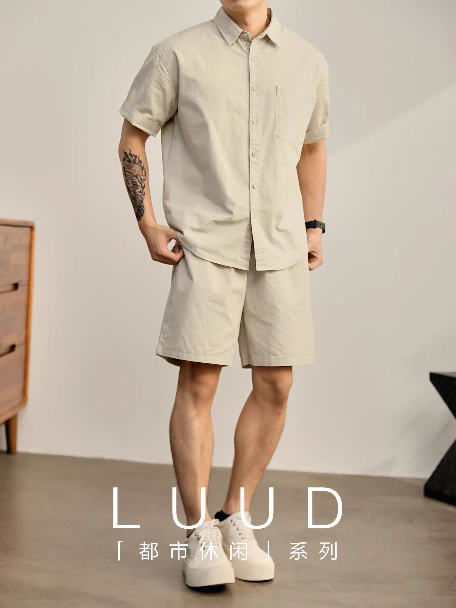 Ưu đãi đặc biệt: Áo sơ mi nam dáng rộng phong cách cổ điển Hồng Kông có túi vá ở ngực, phong cách thường ngày mùa hè, 100% cotton nguyên chất, tay ngắn cài khuy đơn.