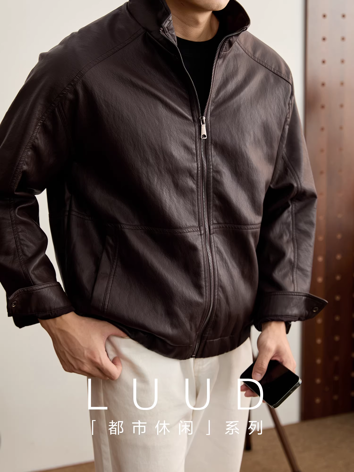 Áo khoác da cổ đứng dáng ngắn LUUD Melard dành cho nam mùa đông, chất liệu da PU bóng, kiểu dáng biker.