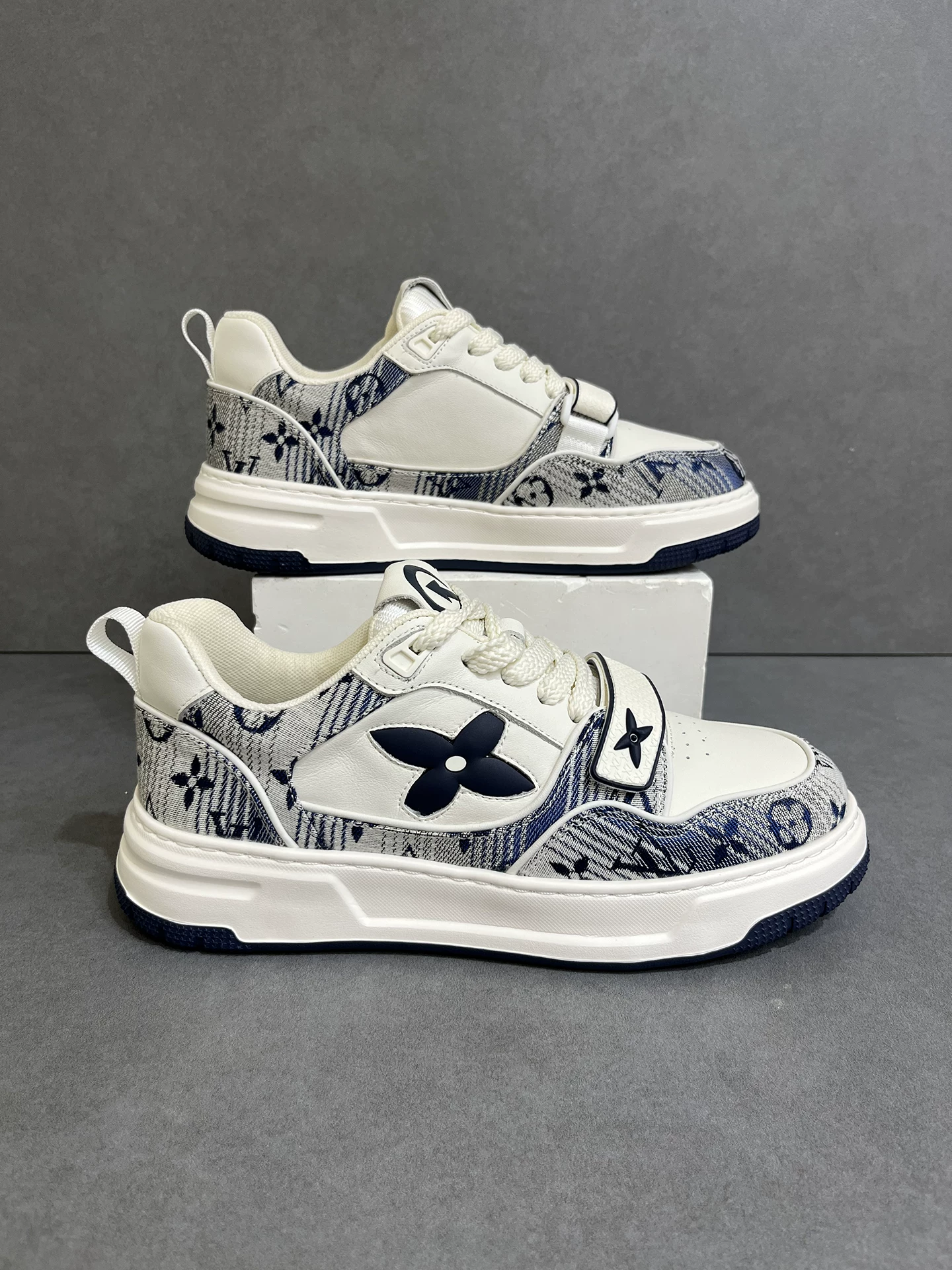 Giày nam 2025 mẫu thu mới da thật thoáng khí đa năng giày thể thao nam nhẹ nhàng đế mềm thời trang giày sneaker nam