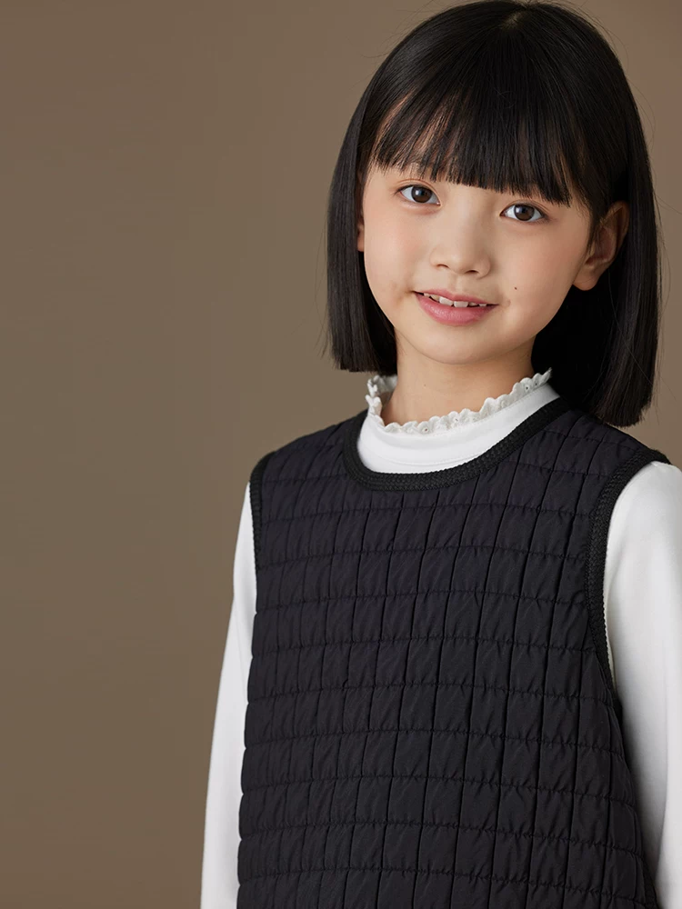 Quần áo trẻ em mùa thu đông áo khoác đen đơn giản cao cấp đa năng váy vest váy bé gái cho trẻ lớn