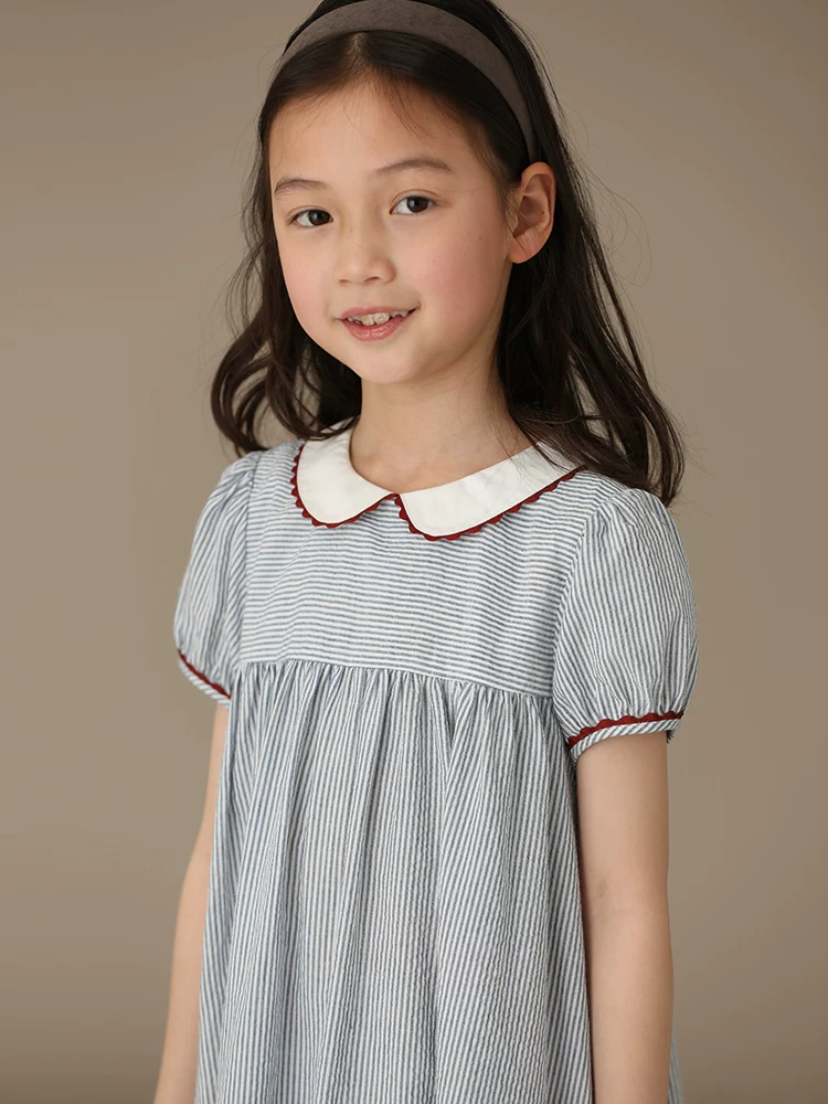 Váy liền thân bé gái tay ngắn, xếp ly, cổ búp bê, phong cách học sinh cao cấp, váy biểu diễn mùa hè