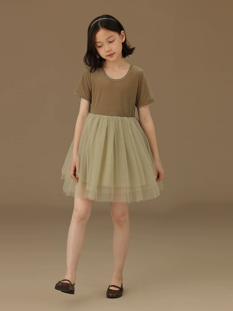 Váy vải tuyn màu xanh lá mỏng mùa hè dành cho bé gái, váy ngắn tay, ôm sát, chất liệu cotton nguyên chất dành cho bé gái.