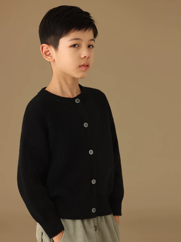 Quần áo trẻ em mùa xuân thu áo len dệt kim trẻ em áo len cotton nguyên chất đơn giản giản dị áo khoác mỏng màu đen cho bé trai và bé gái