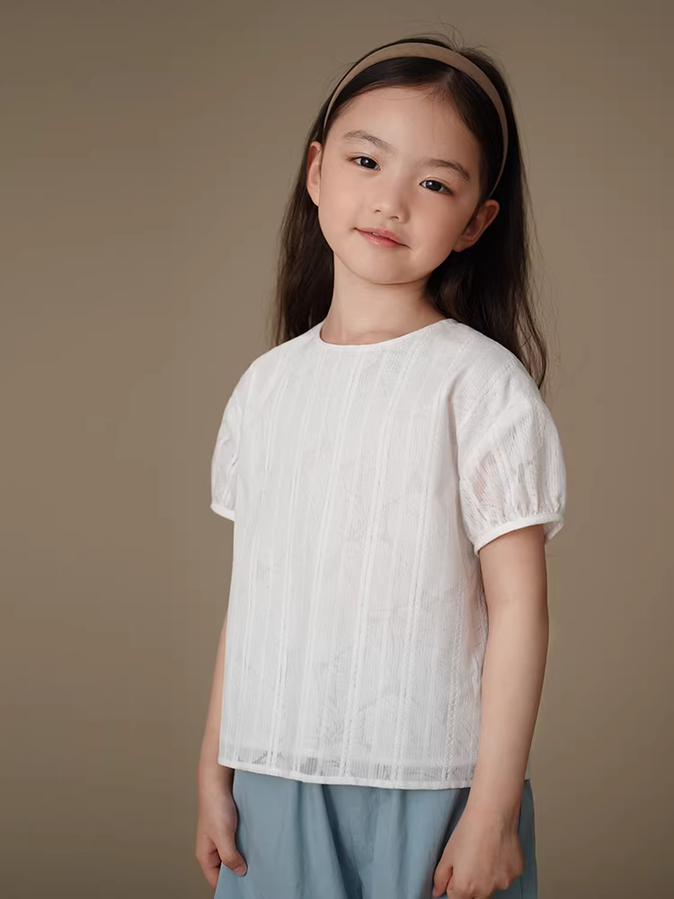 Quần áo trẻ em mùa hè áo sơ mi trắng mỏng phong cách Hàn Quốc áo ngắn tay dáng rộng kiểu mới mùa hè cho bé gái dành cho trẻ lớn hơn