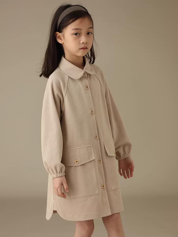 Quần áo trẻ em Hazi Mùa đông Mới về Phong cách cha mẹ và con gái Cổ áo bẻ cài cúc Quần áo bảo hộ lao động Váy cotton xẻ tà dáng rộng