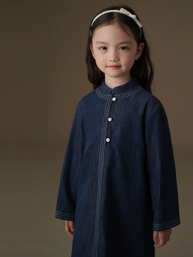 Váy denim trẻ em cho mùa xuân và mùa thu, phong cách đơn giản giản dị, váy dài tay kiểu Trung Quốc mới cho bé gái, bộ sưu tập mới mùa xuân 2025.