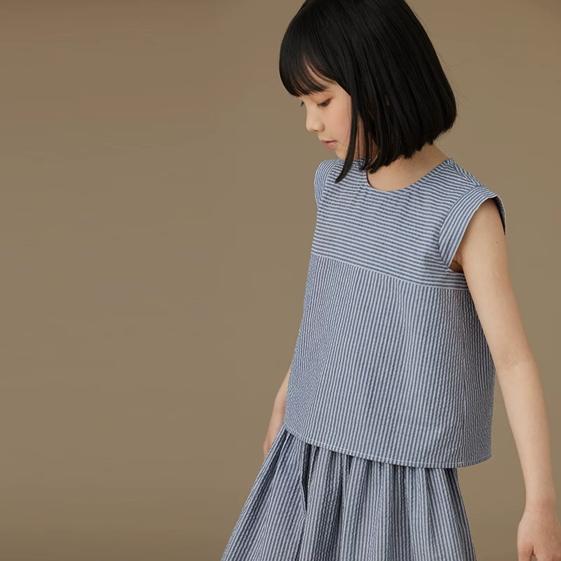 Bộ quần áo mùa hè cho trẻ em: áo sơ mi và váy sọc cotton thoáng khí cho bé gái, trang phục mùa hè hai mảnh cho bé gái lớn hơn.