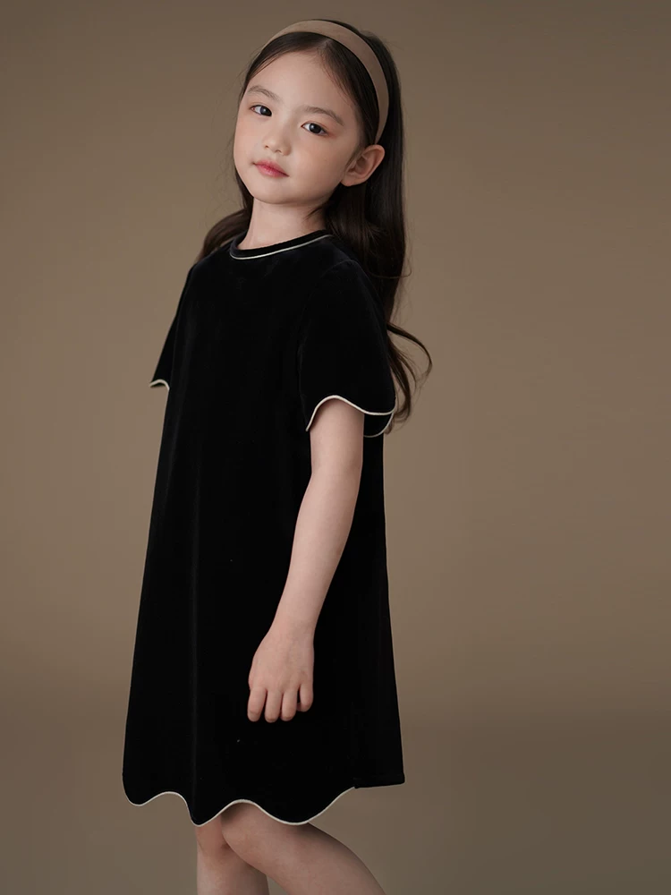 Váy nhung đen đơn giản và thanh lịch cho bé gái, trang phục dạ hội mùa thu, 25 kiểu mới