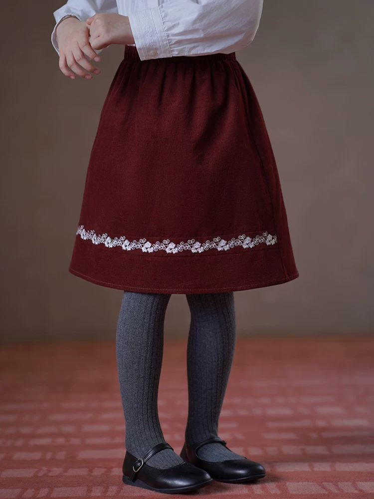Váy nhung kẻ có thêu cho trẻ em, Váy cotton dài vừa phải cho bé gái, Quần áo mùa thu, Kiểu mới 25
