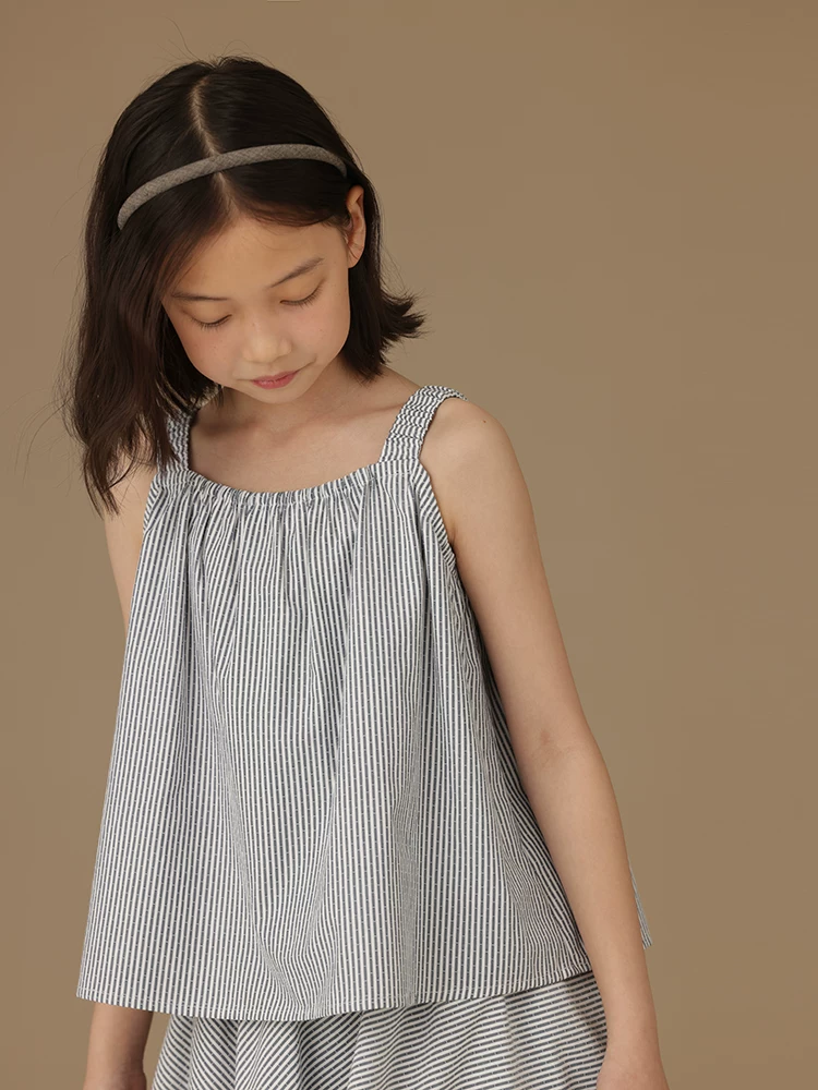 Quần áo mùa hè trẻ em, váy yếm sọc, váy ngắn, trang phục mùa hè thường ngày cho bé gái, kiểu mới 2025