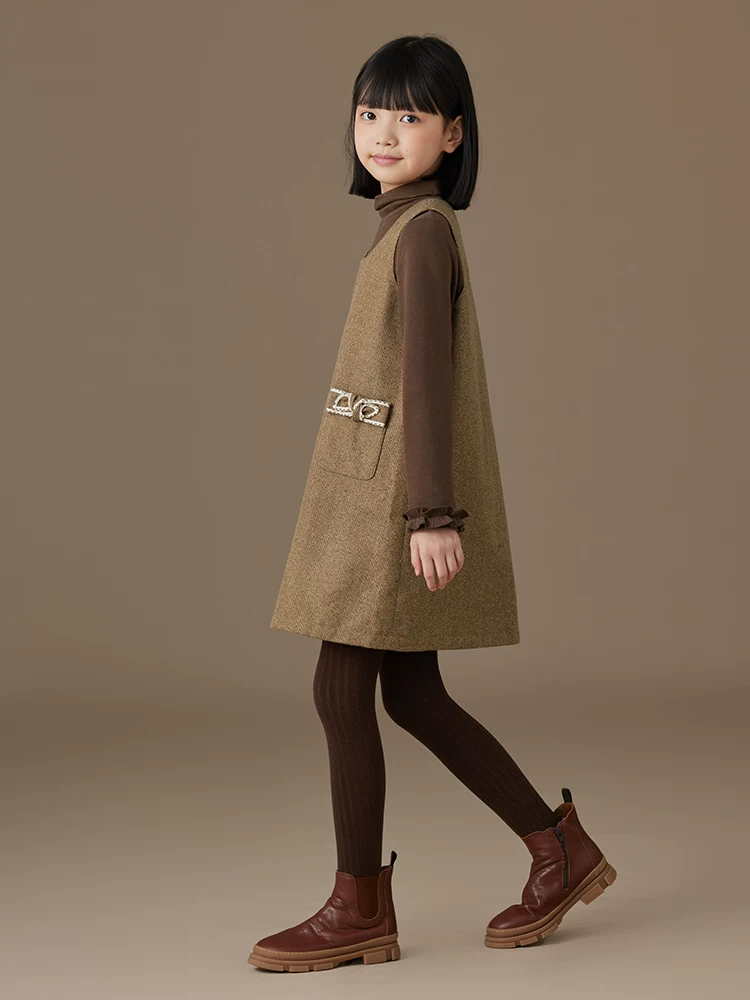 Hazi Quần Áo Trẻ Em Mùa Thu Đông Áo Vest Trẻ Em Đầm Retro Thiết Kế Màu Kaki Đầm Không Tay Nữ Thu Đông Phong Cách Mới