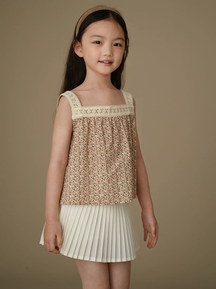 Bộ quần áo mùa hè cho trẻ em: áo vest cotton hoa hồng thân thiện với làn da và quần dài cho bé gái, kiểu dáng mùa hè mỏng nhẹ.