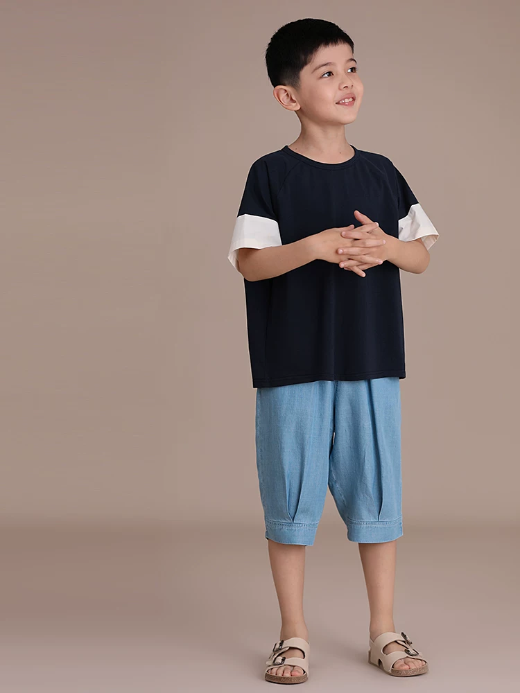 Quần áo trẻ em Ha Chi Bộ sưu tập mới Xuân/Hè dành cho bé trai và bé gái Quần short năm điểm đa năng có lưng thun thông thường dành cho cha mẹ và con cái