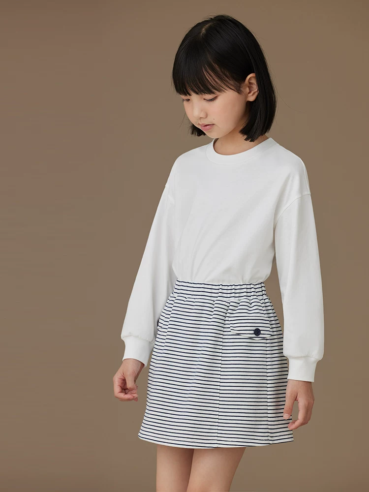 Quần áo trẻ em mùa xuân thu quần short trẻ em quần dài vừa đa năng phong cách giản dị quần váy sọc trắng xanh hải quân cho trẻ lớn hơn phong cách thời trang