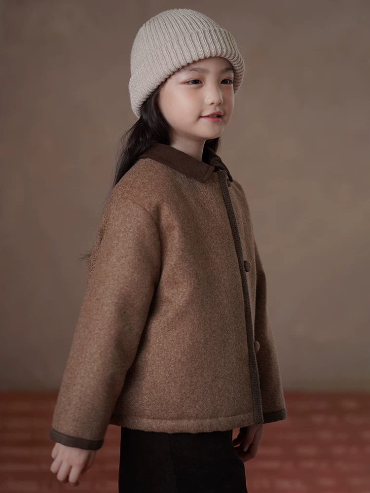 Áo khoác len ngắn màu lạc đà mùa đông cho bé trai và bé gái, quần áo cotton kiểu Trung Quốc mới, ấm áp và dày dặn.