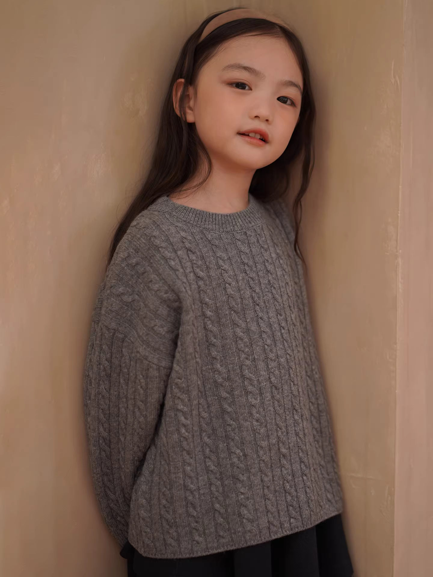 Áo len trẻ em cho mùa thu đông, áo len dệt kim kiểu Hàn Quốc màu xám đơn giản cho bé trai và bé gái, áo len lớp lót ấm áp.