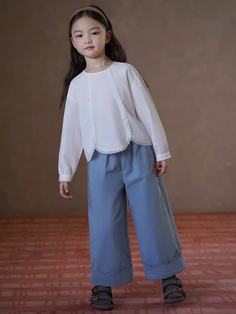 Quần áo trẻ em xuân thu phong cách Pháp áo kiểu ngọt ngào chất liệu cotton thân thiện với da áo sơ mi trắng áo lót bé gái