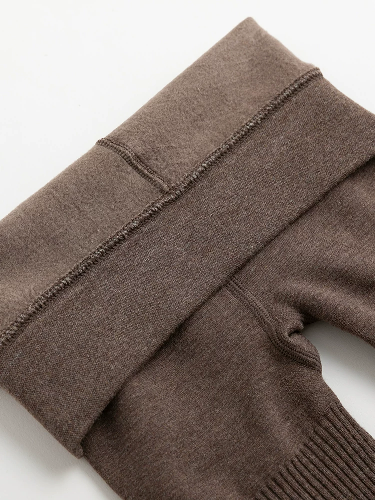Quần áo trẻ em Hazi Xuân Thu Sản phẩm mới Quần legging nhung mỏng chải kỹ cho bé gái Quần tất ấm áp cho bé gái