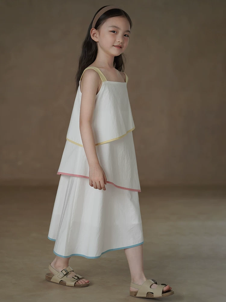 Quần áo trẻ em mùa hè, váy cotton thân thiện với làn da cho bé gái, váy dài có dây đeo cho bé gái, phong cách đi nghỉ.