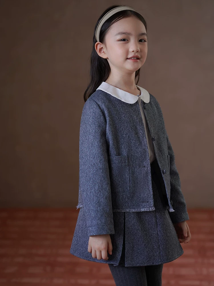 Quần áo trẻ em cho mùa xuân và mùa thu, váy màu xám đơn giản, bộ đồ kiểu Chanel cho bé gái, trang phục mùa thu thanh lịch cho bé gái.