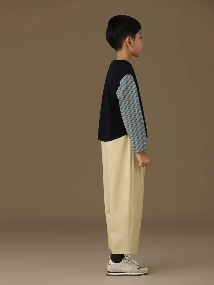 Quần áo trẻ em mùa xuân hè chất liệu cotton chải kỹ, kiểu dáng ba chiều, quần ống rộng thon gọn chín phần dành cho bố mẹ và con cái, phong cách thường ngày