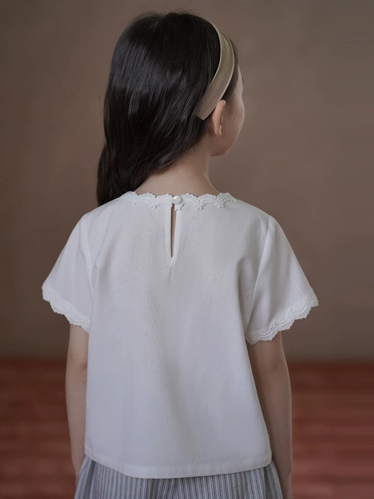 Quần áo trẻ em mùa hè mỏng nhẹ, áo blouse ren trắng dễ thương, áo sơ mi ngắn tay cho bé gái lớn hơn