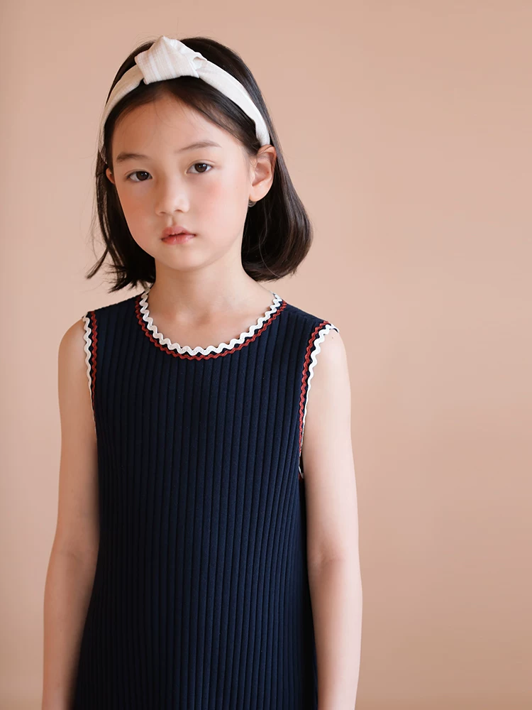 Quần áo trẻ em Ha Chi Xuân/Hè Mới về Đầm dệt kim không tay phối màu phong cách mẹ và con gái Đầm vest thẳng thanh lịch