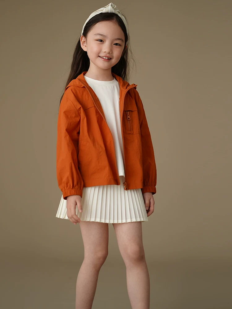 Áo khoác có mũ trùm đầu cho trẻ em màu cam, áo xuân thu, mẫu mới 25, quần áo chống nắng cho bé trai và bé gái, kiểu dáng đơn giản và rộng rãi.